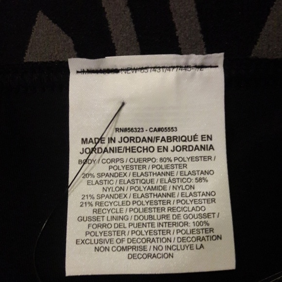 Brand New Nike Pro - Picture 4 of 8